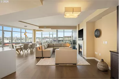 1310 NW Naito Pkwy #901, Portland, OR 97209 - Photo 18