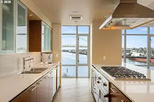 1310 NW Naito Pkwy, Portland, OR 97209 - Photo 12