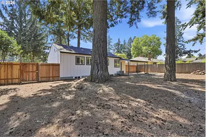 14035 SE Harrison St, Portland, OR 97233 - Photo 38