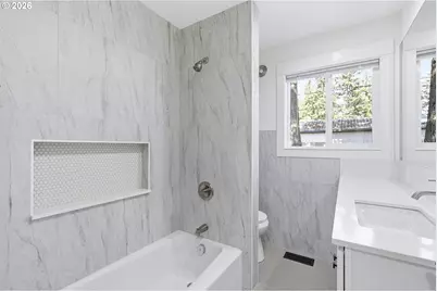 14035 SE Harrison St, Portland, OR 97233 - Photo 18