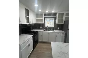 570 N 10th Ave, Cornelius, OR 97113 - Photo 24