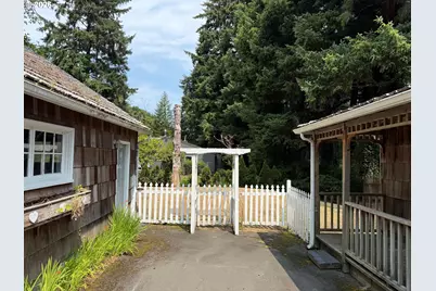 750 5th St, Gearhart, OR 97138 - Photo 10
