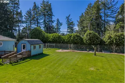 69323 Wildwood Rd, North Bend, OR 97459 - Photo 28