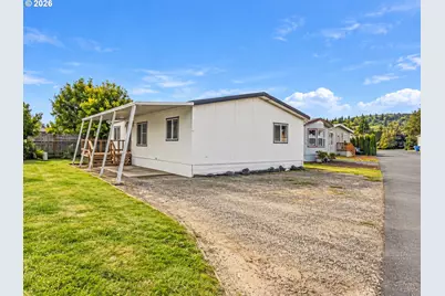 1635 Westside Hwy #6, Kelso, WA 98626 - Photo 1