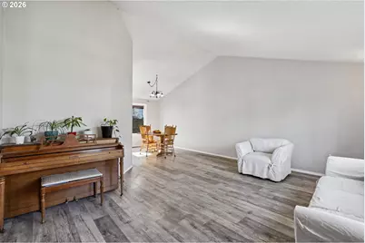 22240 SW Martinazzi Ave, Tualatin, OR 97062 - Photo 6