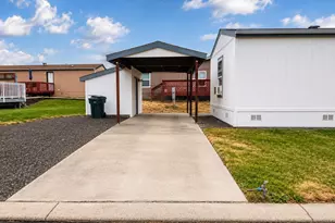 313 12th St, La Grande, OR 97850 - Photo 2