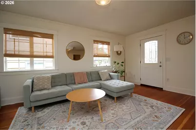 3149 NE 103rd Pl, Portland, OR 97220 - Photo 6