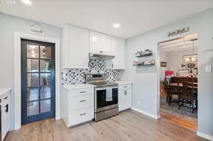 2337 W Castleman St, Longview, WA 98632 - Photo 8