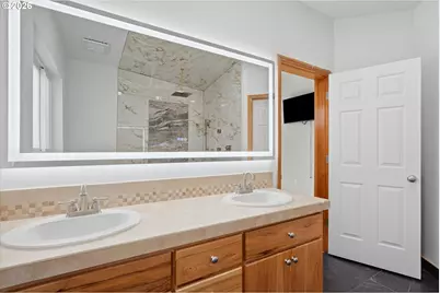 2164 N Legacy Dr, Newberg, OR 97132 - Photo 26
