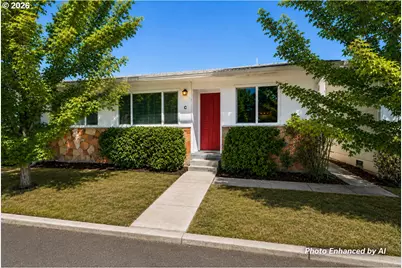 130 S Main St, Phoenix, OR 97535 - Photo 4