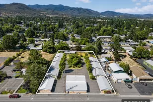 130 S Main St, Phoenix, OR 97535 - Photo 26
