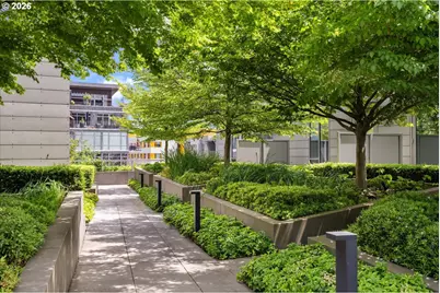 1075 NW Northrup St #421, Portland, OR 97209 - Photo 2