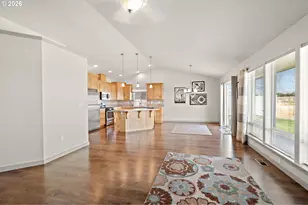 2194 NE 8th St, Hermiston, OR 97838 - Photo 8