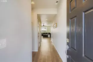 900 Bear Creek Dr, Molalla, OR 97038 - Photo 4