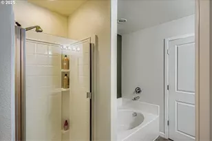 900 Bear Creek Dr, Molalla, OR 97038 - Photo 22