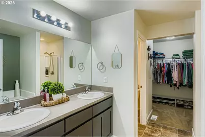 900 Bear Creek Dr, Molalla, OR 97038 - Photo 20