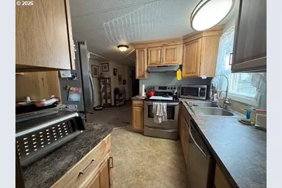 37600 Sunset St #3, Sandy, OR 97055 - Photo 10
