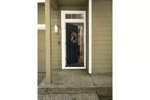 7548 NE Callan Ct, Hillsboro, OR 97124 - Photo 2
