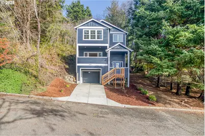 2910 NE Klamath Pl, Newport, OR 97365 - Photo 2