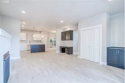 2910 NE Klamath Pl, Newport, OR 97365 - Photo 6