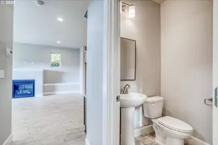 2910 NE Klamath Pl, Newport, OR 97365 - Photo 32