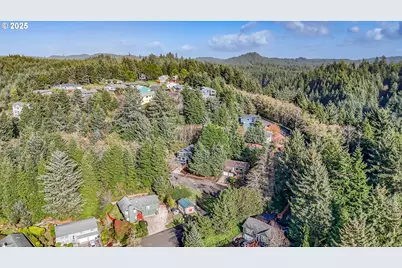 2910 NE Klamath Pl, Newport, OR 97365 - Photo 42