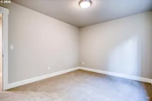 2910 NE Klamath Pl, Newport, OR 97365 - Photo 28