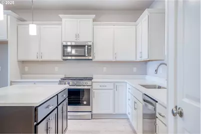 2910 NE Klamath Pl, Newport, OR 97365 - Photo 14