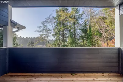 2910 NE Klamath Pl, Newport, OR 97365 - Photo 8