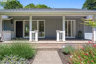 3823 Wilshire Ln, Eugene, OR 97405 - Photo 2