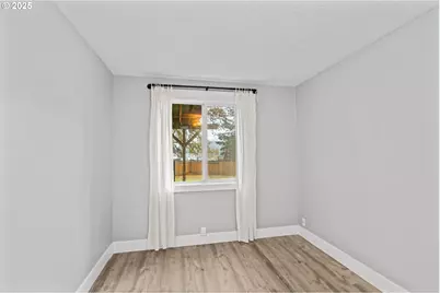 3823 Wilshire Ln, Eugene, OR 97405 - Photo 34