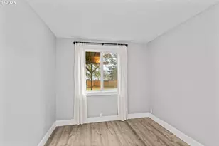 3823 Wilshire Ln, Eugene, OR 97405 - Photo 34