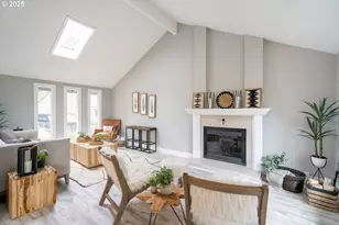 3823 Wilshire Ln, Eugene, OR 97405 - Photo 4