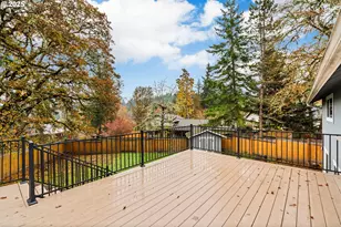 3823 Wilshire Ln, Eugene, OR 97405 - Photo 32