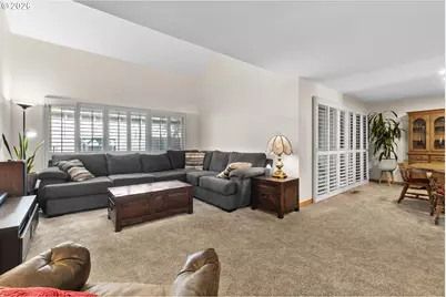 31 Greenridge Ct, Lake Oswego, OR 97035 - Photo 6