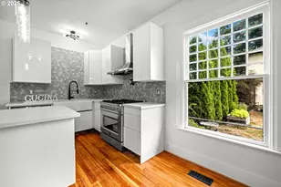 2021 N Sumner St, Portland, OR 97217 - Photo 8