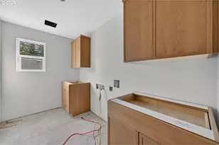 18205 NE Garden Dr, Vancouver, WA 98682 - Photo 10