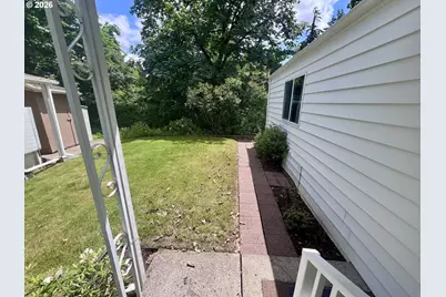 1475 Green Acres Rd #8, Eugene, OR 97408 - Photo 26