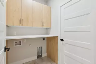 773 Riley Dr, Silverton, OR 97381 - Photo 20
