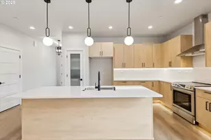 773 Riley Dr, Silverton, OR 97381 - Photo 6