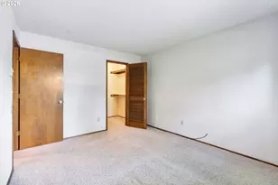 10840 SW Meadowbrook Dr, Portland, OR 97224 - Photo 26