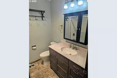 191 Fox Ln, Roseburg, OR 97471 - Photo 18