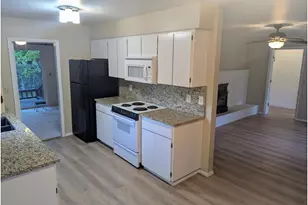 191 Fox Ln, Roseburg, OR 97471 - Photo 10
