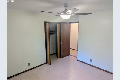 191 Fox Ln, Roseburg, OR 97471 - Photo 20