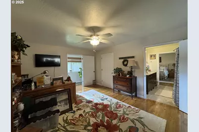 1099 Parkview Dr, Brookings, OR 97415 - Photo 22