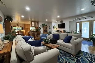 1099 Parkview Dr, Brookings, OR 97415 - Photo 6