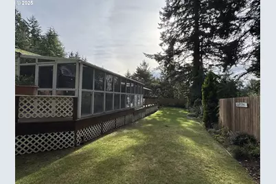 1099 Parkview Dr, Brookings, OR 97415 - Photo 42