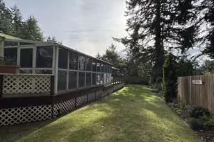 1099 Parkview Dr, Brookings, OR 97415 - Photo 42