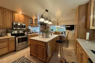 1099 Parkview Dr, Brookings, OR 97415 - Photo 16