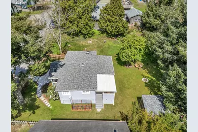 631 N Larch St, Cannon Beach, OR 97110 - Photo 44